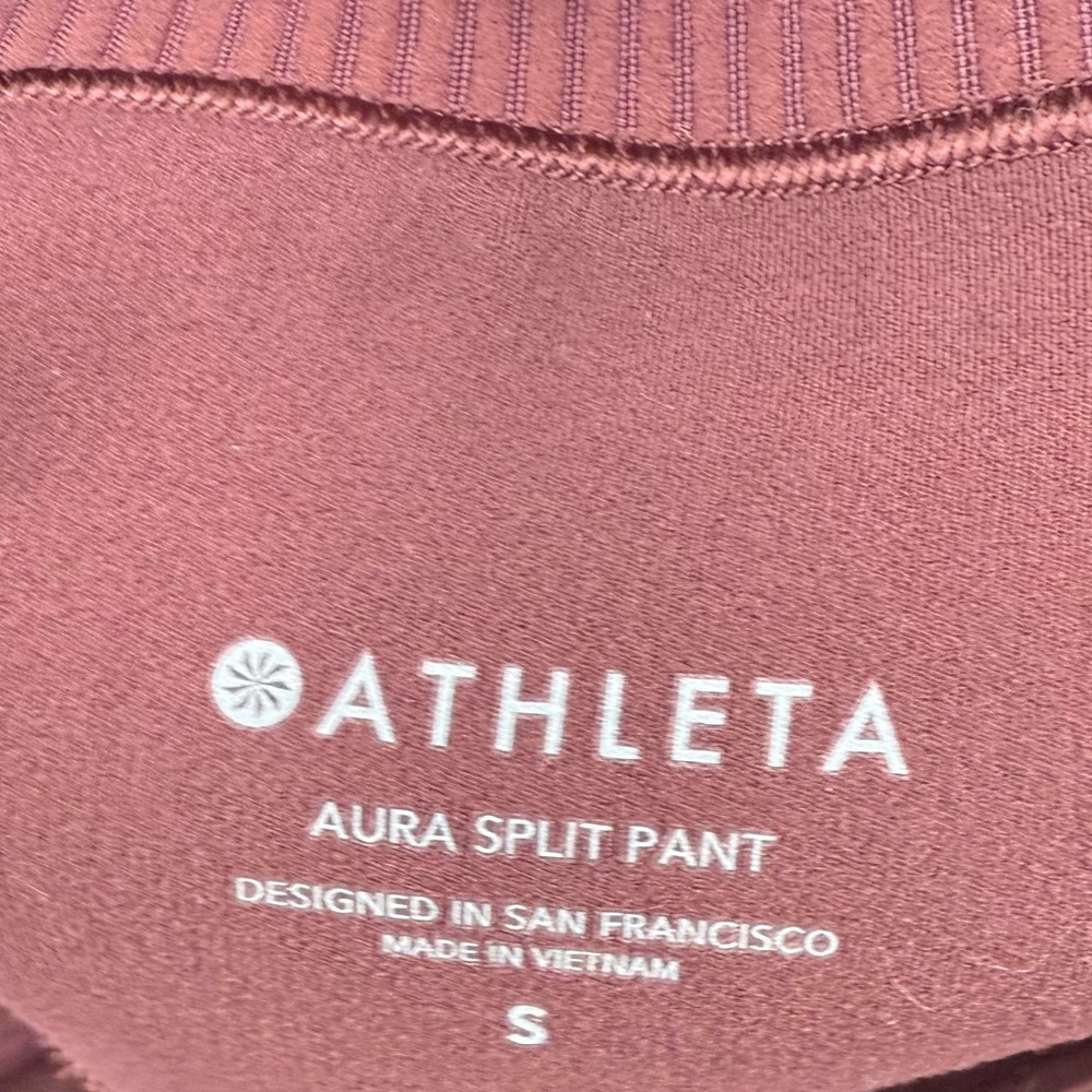 Athleta Aura Split Pant Leggings in Burgundy Small EUC - Picture 5 of 5